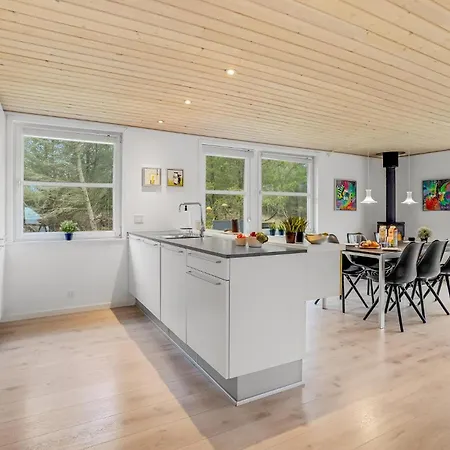 Holiday home In Romo With Kitchen